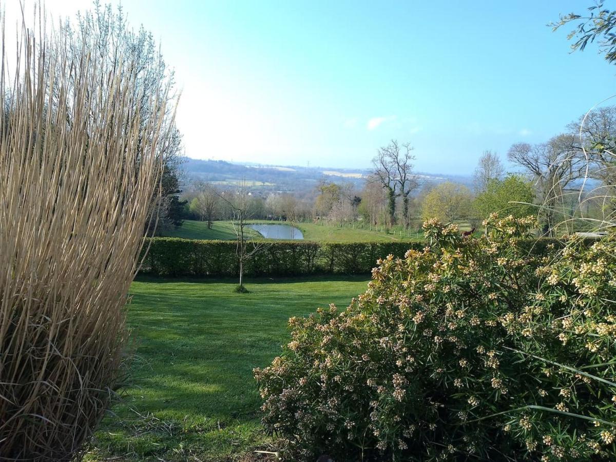 Gite Montabot Buitenkant foto